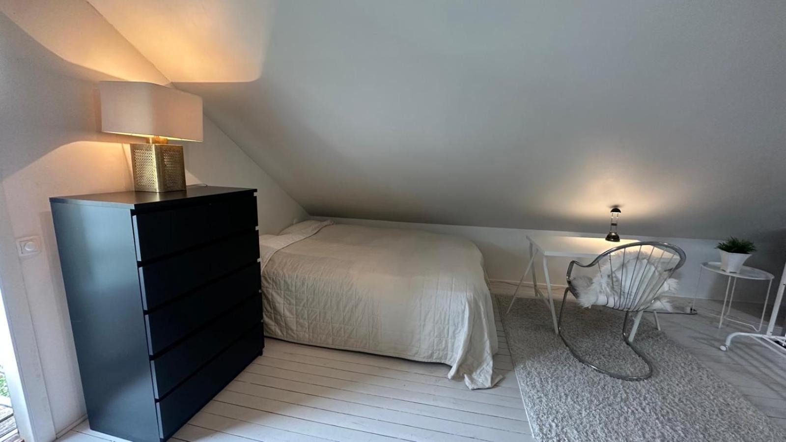 Penthouse For Workers & Familys Near Skf *