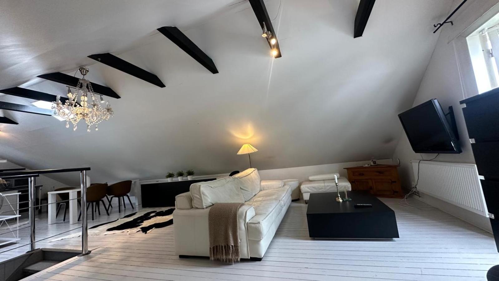 Apartment Penthouse For Workers & Familys Near Skf *