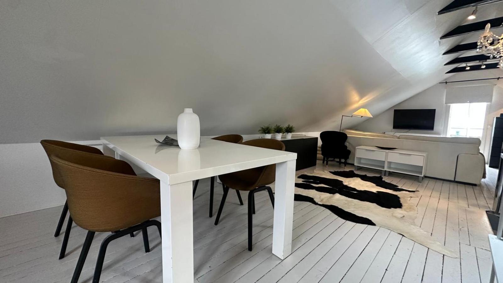 Penthouse For Workers & Familys Near Skf *