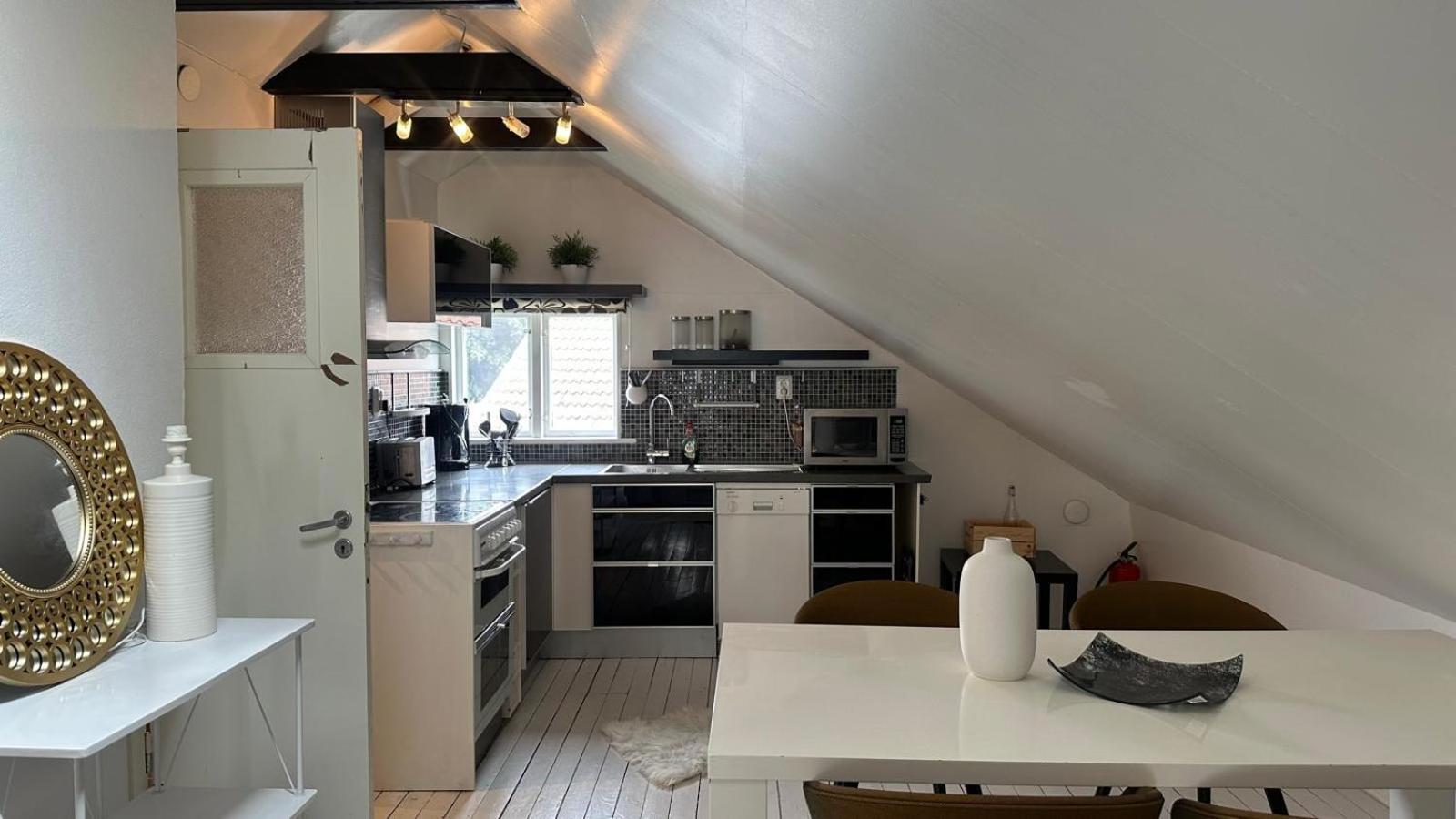 Penthouse For Workers & Familys Near Skf Göteborg